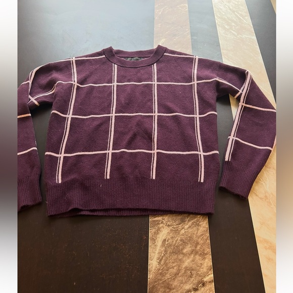 Banana Republic Italian Wool Cashmere Blend Burgundy Sweater. Size Small. NEW - Picture 2 of 9